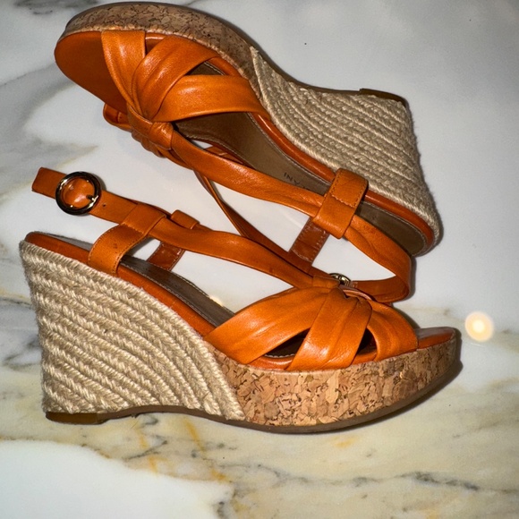 ANTONIO MELANI BURNT ORANGE WEDGE SANDAL SZ 7 - Picture 2 of 7